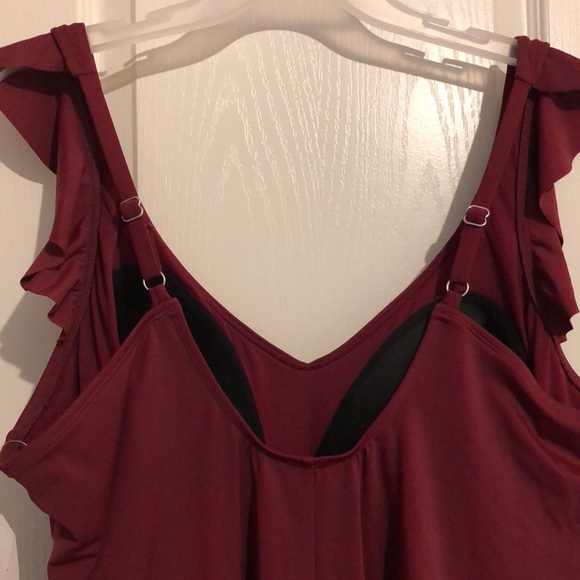 NWT TIME AND TRU ONE PIECE SWIMSUIT SIZE 3X (24- 26 ) - Picture 4 of 4